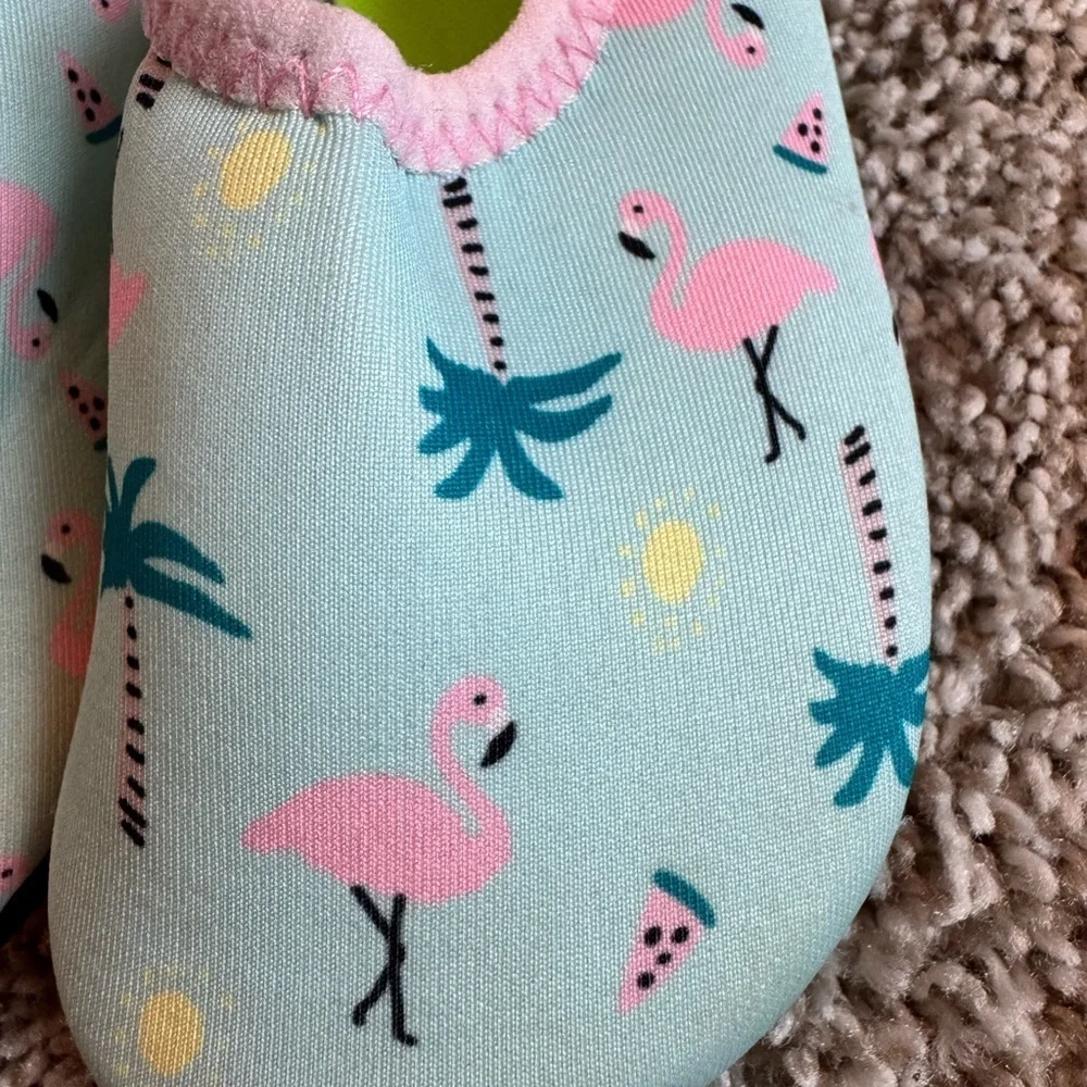 Girls slip on water shoes Pink & Blue Water Shoes with Flamingo Design size 5/6